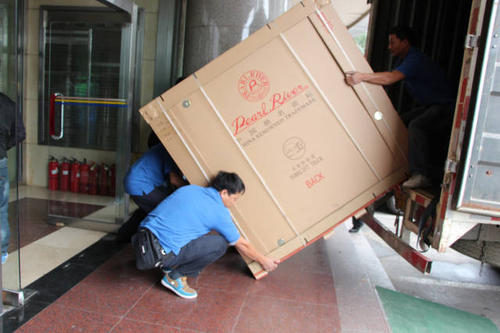 二道钢琴贵重工艺品无忧运